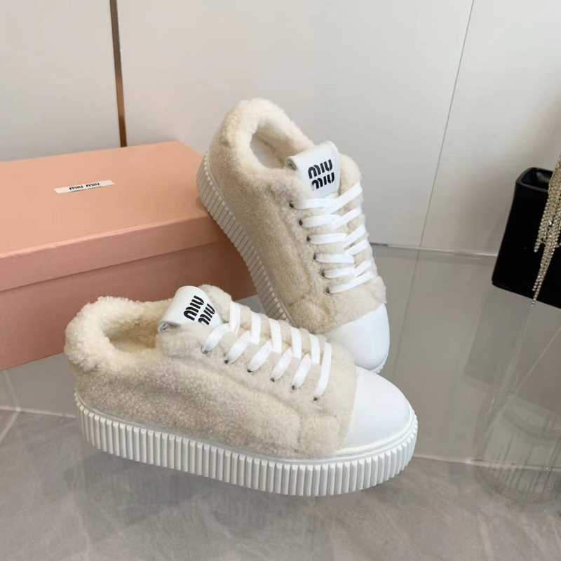 Miu Miu Casual Shoes